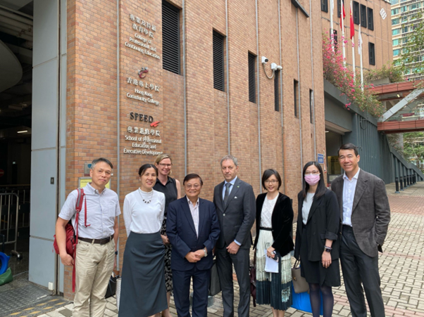 Dr Sinnott with delegates meeting at The Hong Kong Polytechnic University.